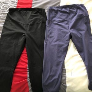 Two pairs maternity workout capris